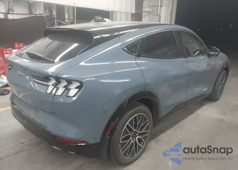 2024 Ford Mustang Mach-E Premium from USA, damaged, VIN 3FMTK3R78RMA40289